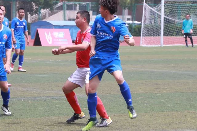 后起之秀！19岁埃斯帕特打进首球，22岁巴尔德在替补席静待机会